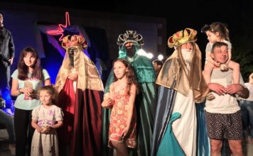 Los Reyes Magos hicieron su paso por Carhué